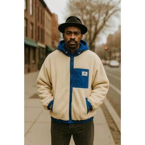 Wiz Men's Sz Large Blue & White Deep Pile Sherpa Reversible Bomber Retro Jacket